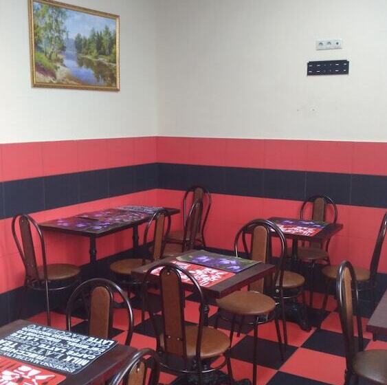 בית מלון כפרי Tarleon Mini