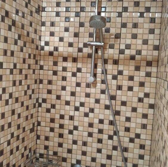 בית מלון כפרי Tarleon Mini