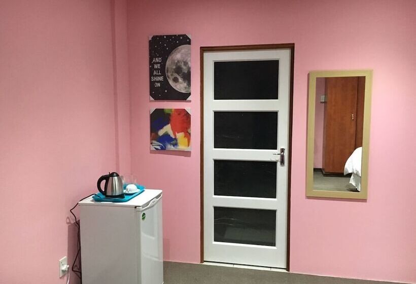 בית מלון כפרי Tassili Lodge