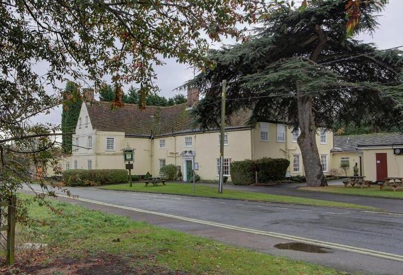 ホテル The Cedars