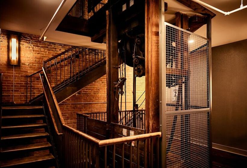 The Foundry Hotel Asheville, Curio Collection By Hilton