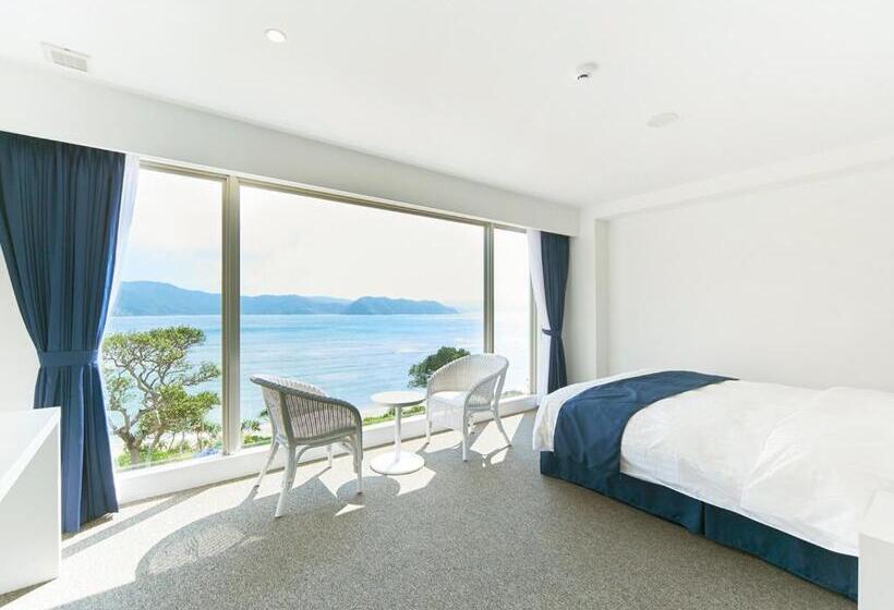 בית מלון כפרי The Scene