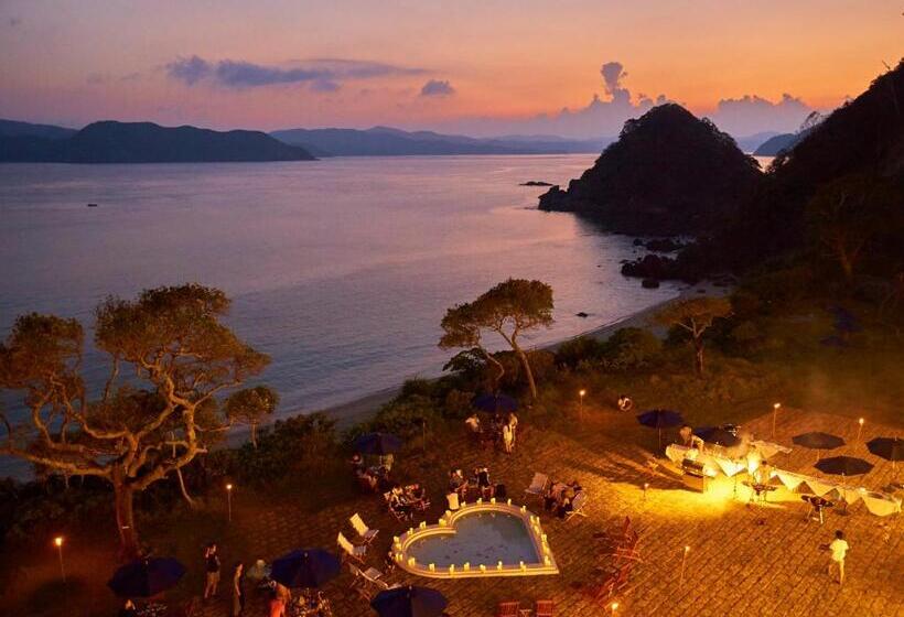 בית מלון כפרי The Scene