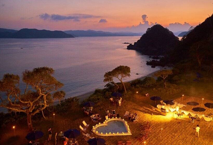 בית מלון כפרי The Scene