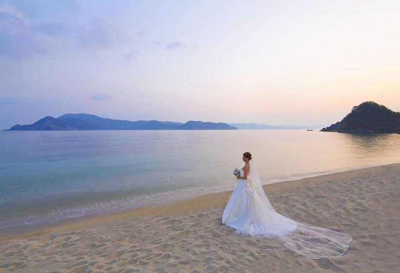 בית מלון כפרי The Scene