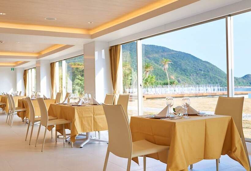 בית מלון כפרי The Scene