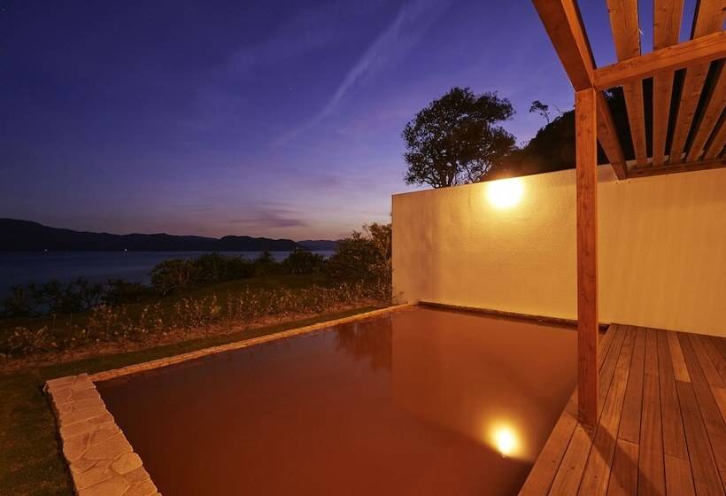 בית מלון כפרי The Scene