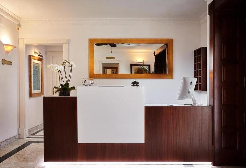 ホテル The Touch Puerto Banús