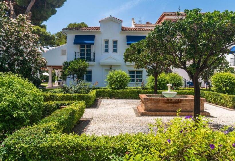 ホテル The Touch Puerto Banús