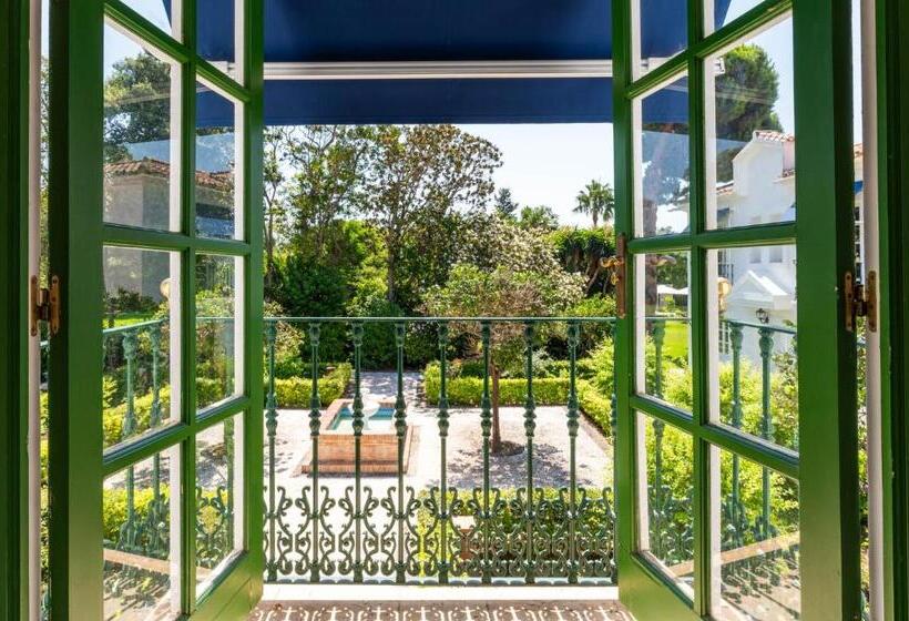 ホテル The Touch Puerto Banús