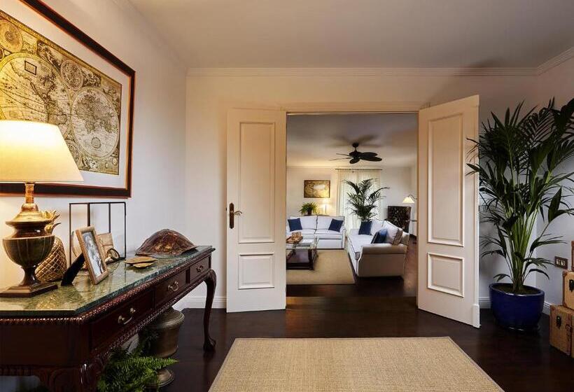 Отель The Touch Puerto Banús