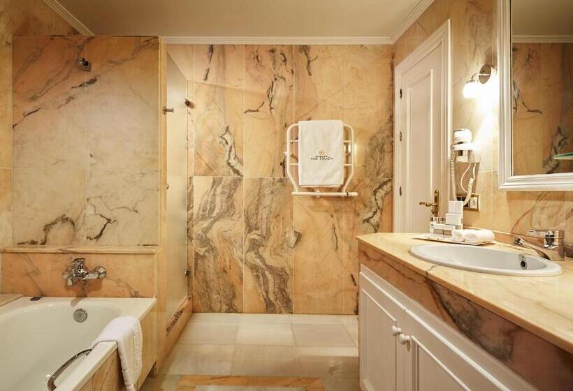 ホテル The Touch Puerto Banús