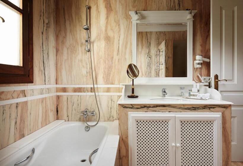 Отель The Touch Puerto Banús