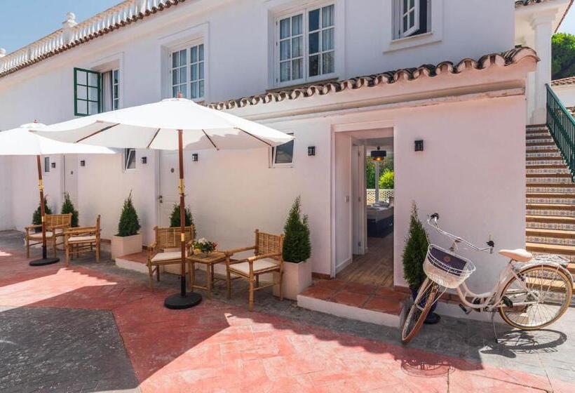 ホテル The Touch Puerto Banús