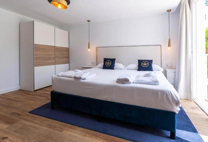 ホテル The Touch Puerto Banús