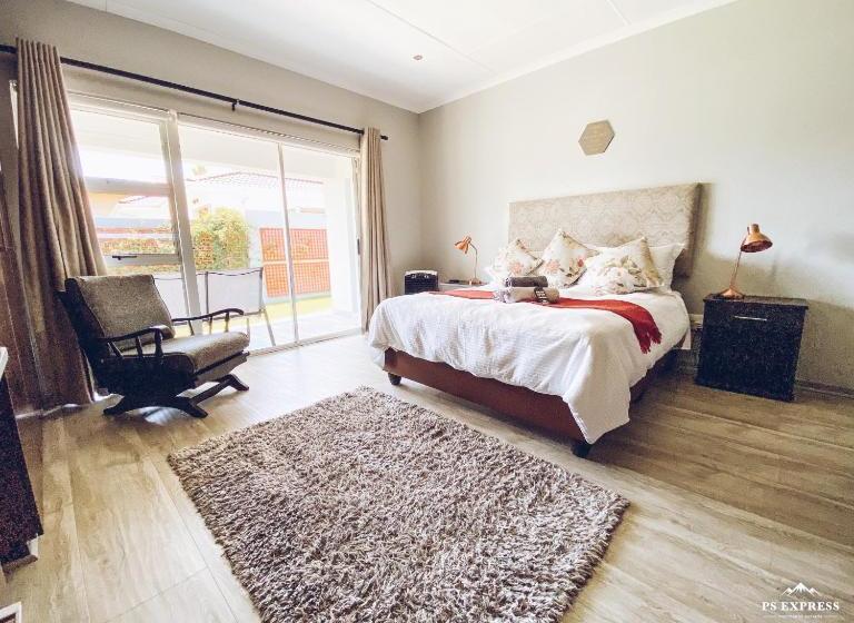 בית מלון כפרי The Urban