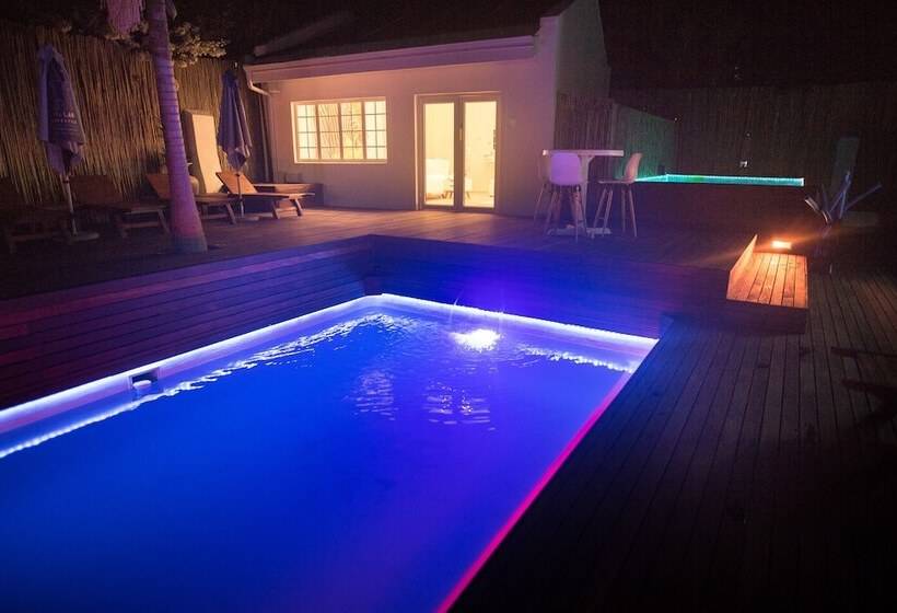 هتل Thelab Franschhoek