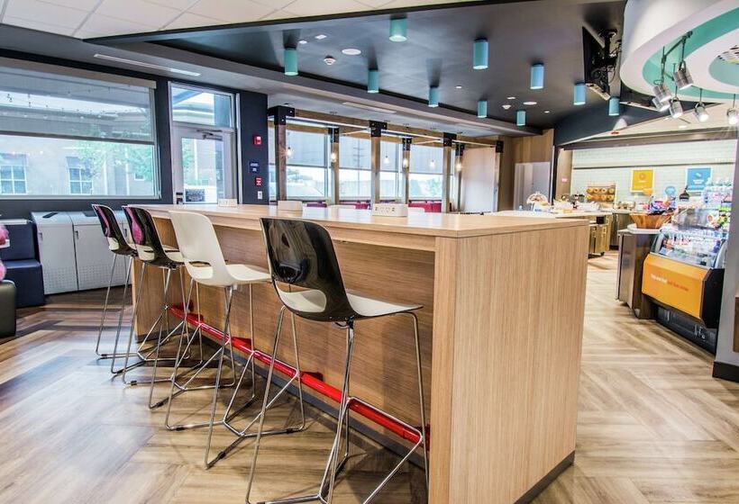 Отель Tru By Hilton Bowling Green, Ky