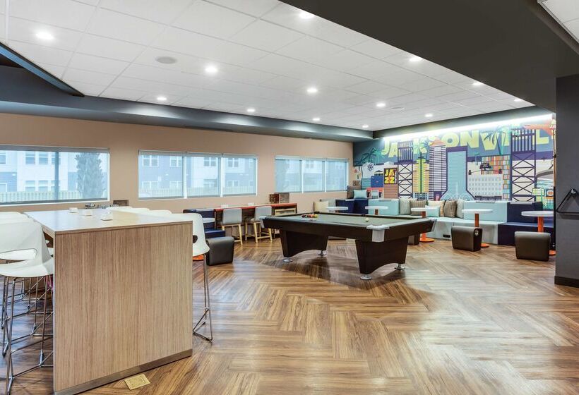 בית מלון כפרי Tru By Hilton Jacksonville St. Johns Town Center