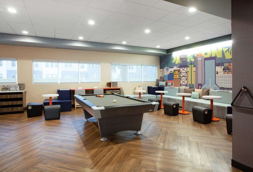 בית מלון כפרי Tru By Hilton Jacksonville St. Johns Town Center