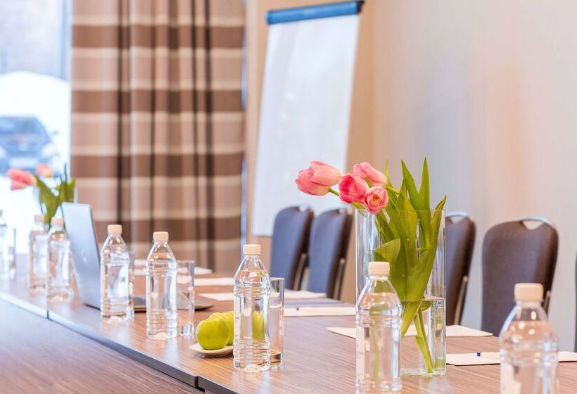 Отель Tulip Inn Sofrino Park