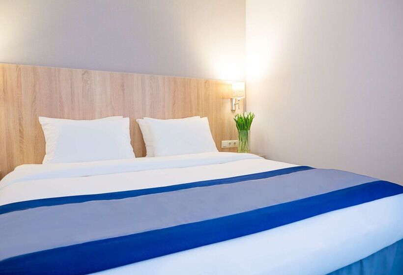 Отель Tulip Inn Sofrino Park