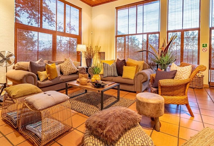 호텔 Ulwazi Rock Lodge