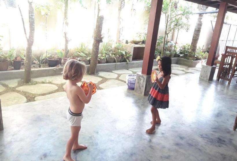 호텔 Weligama Bay Eco Villa