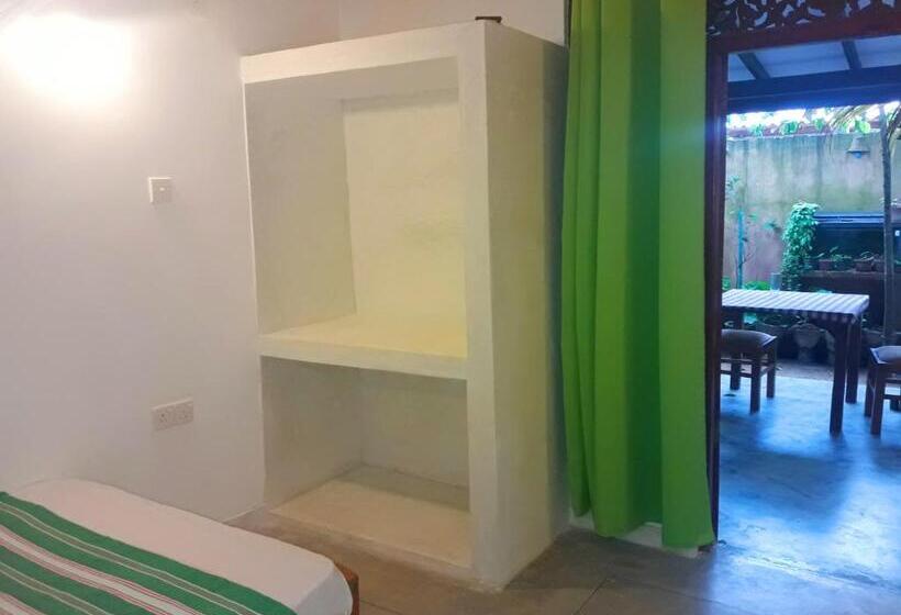 호텔 Weligama Bay Eco Villa