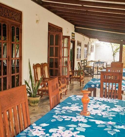 호텔 Weligama Bay Eco Villa