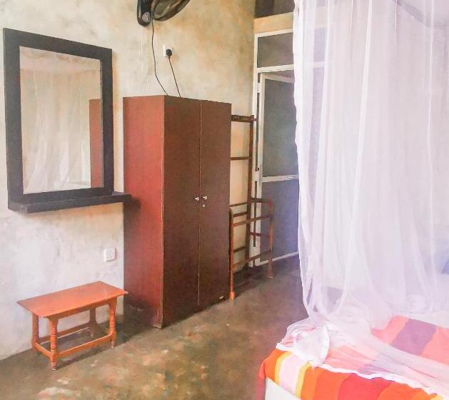 호텔 Weligama Bay Eco Villa