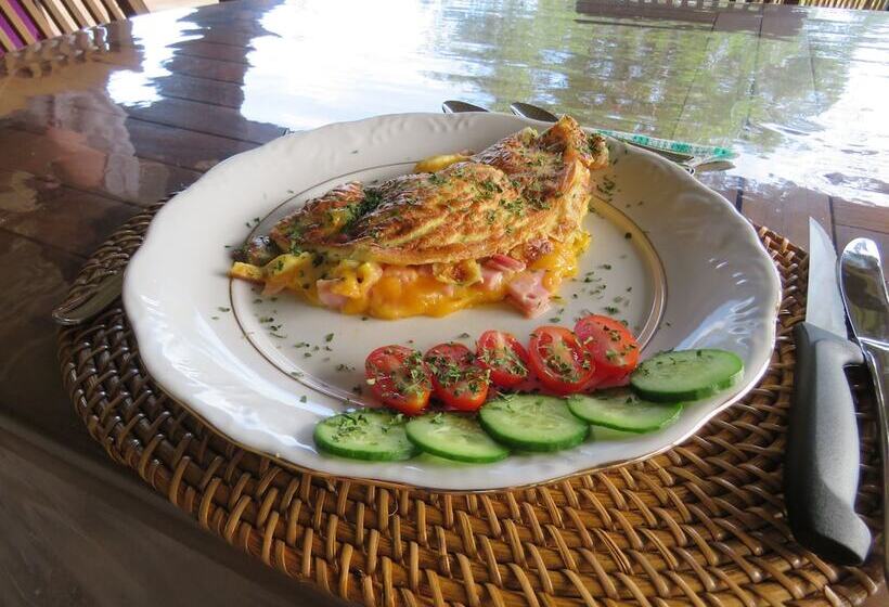 בית מלון כפרי Wild Dog Guest Lodge