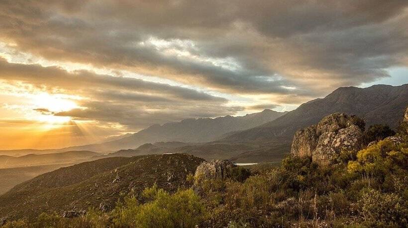هتل Wildehondekloof Game Lodge
