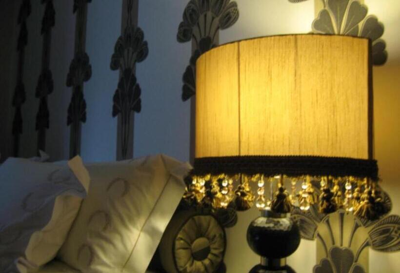 Отель Witwater Guest House & Spa