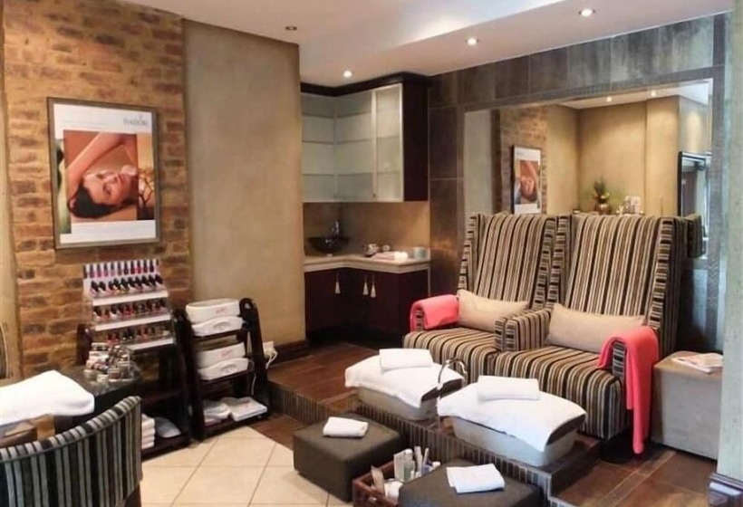 Отель Witwater Guest House & Spa