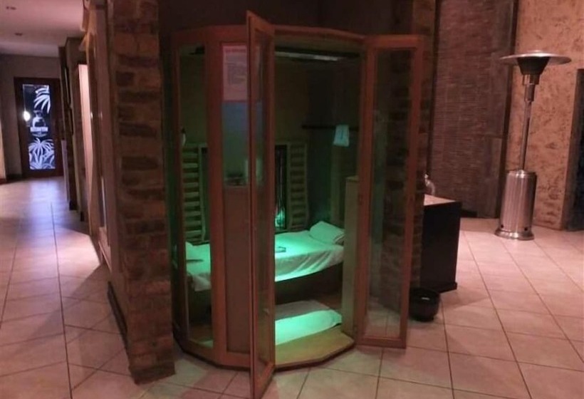 Отель Witwater Guest House & Spa