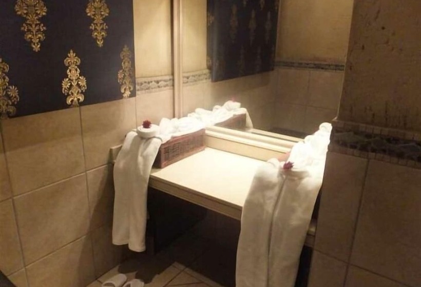 Отель Witwater Guest House & Spa