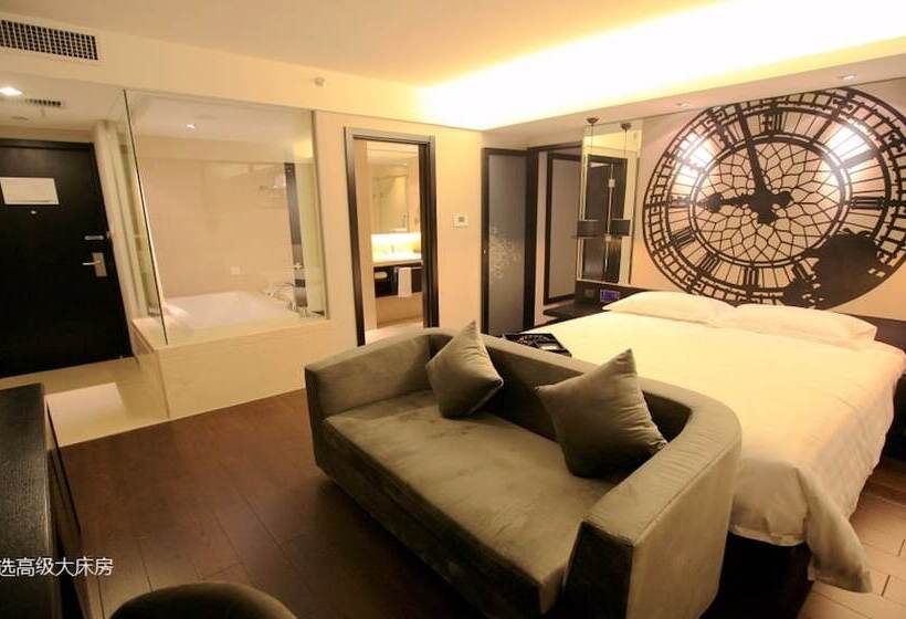 Orange Crystal Hotel Wusi Square Seaview