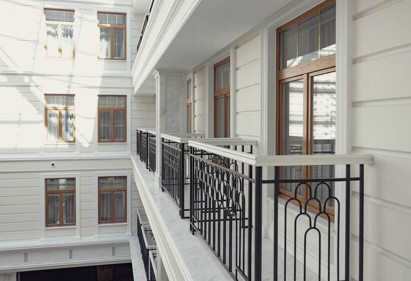 Tsar Palace Luxury Hotel & Spa