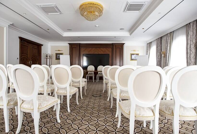 Tsar Palace Luxury Hotel & Spa