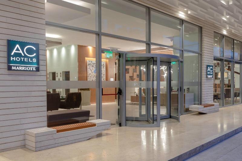 Ac Hotel By Marriott Santa Marta