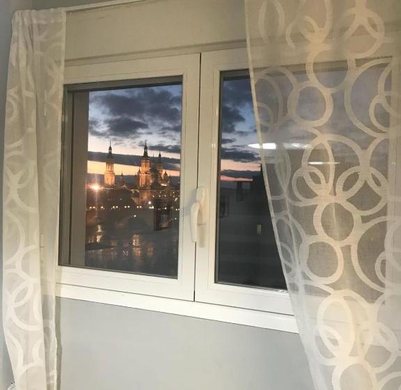 Dos Torres Ribera   Jacuzzi Y Vistas