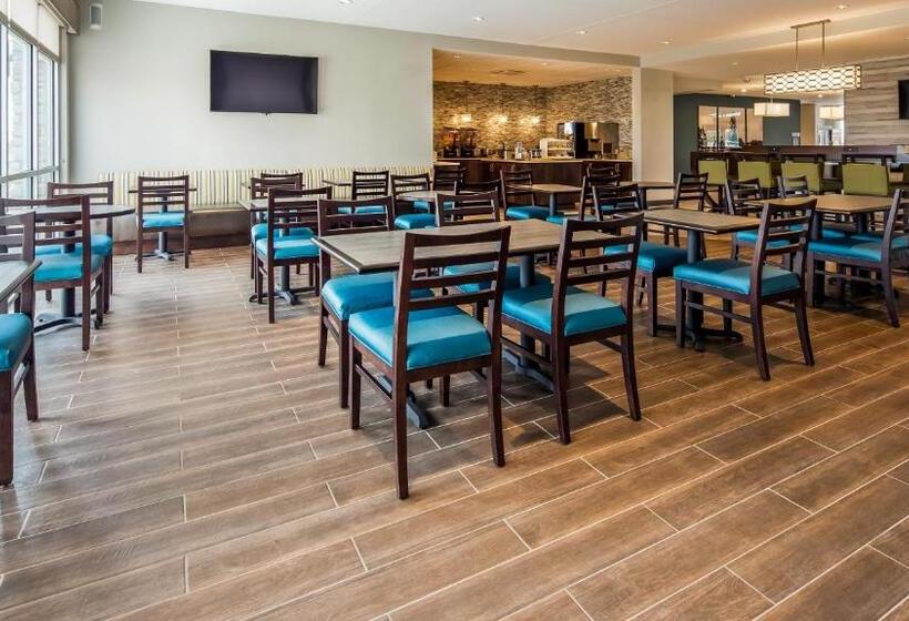 Best Western Plus Bolivar Hotel & Suites