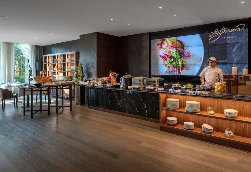 Crystal House Suite Hotel & Spa