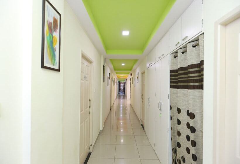 Fabhotel Colors Service Apartment   Nr Santhome Cathedral Basilica & Marina Beach