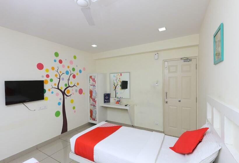 Fabhotel Colors Service Apartment   Nr Santhome Cathedral Basilica & Marina Beach