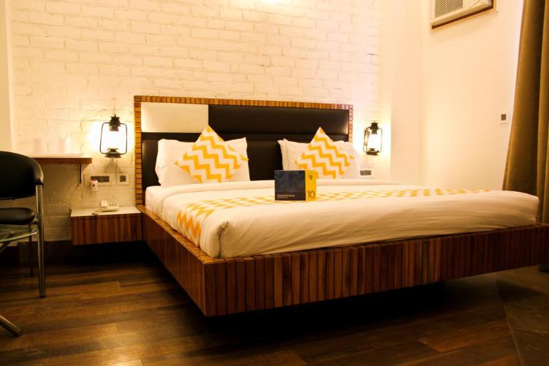 Fabhotel Daffodils Ii