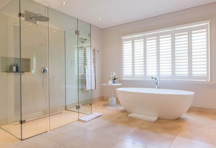 Homestead At Oldenburg Vineyards