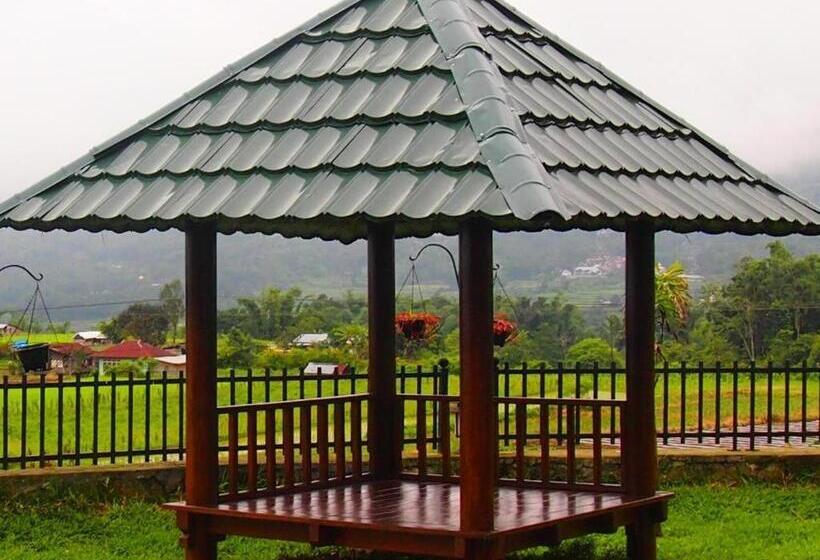 هتل Aie Angek Cottage