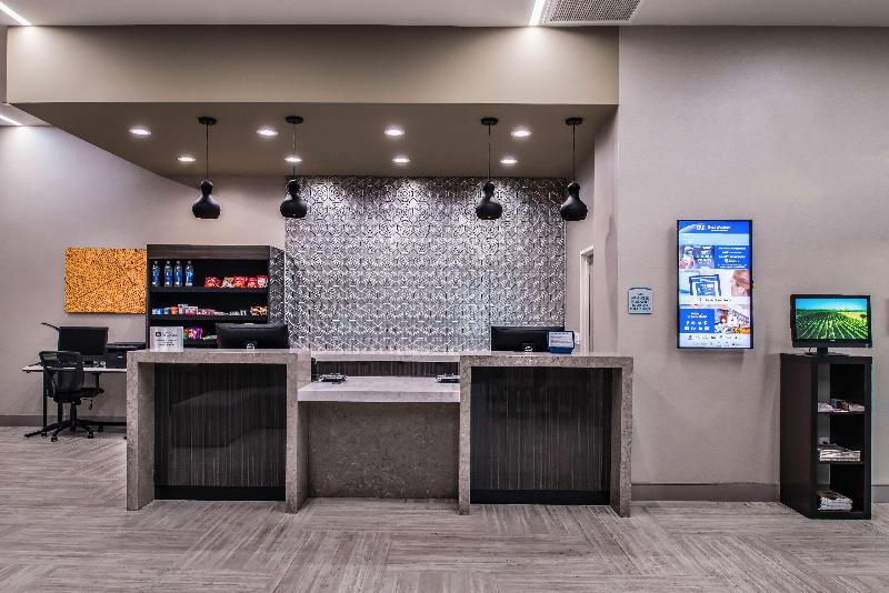 Best Western Plus Temecula Wine Country Hotel & Suites